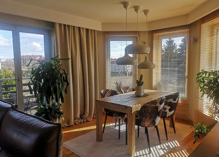 Glam Design - Beautiful, Comfortable And Cosy House With Garden, Free Parking And Wifi