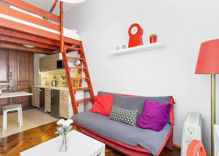 Split Level Microapartment Cracow Old Town By Renters