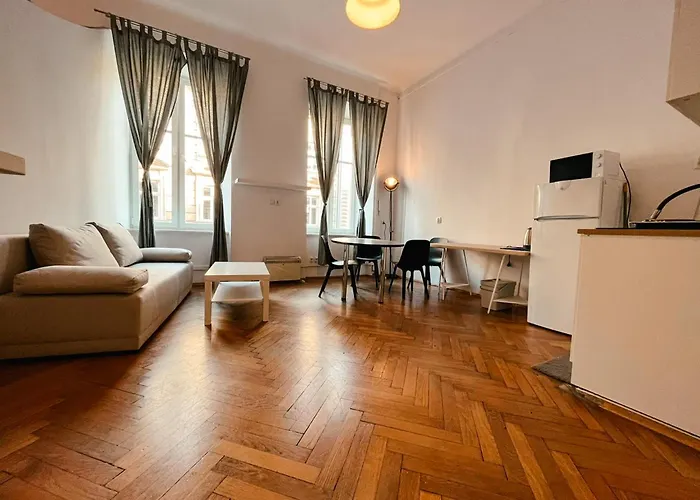 Apartament Batorego Street