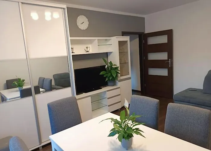 Apartament U Oli I Laury