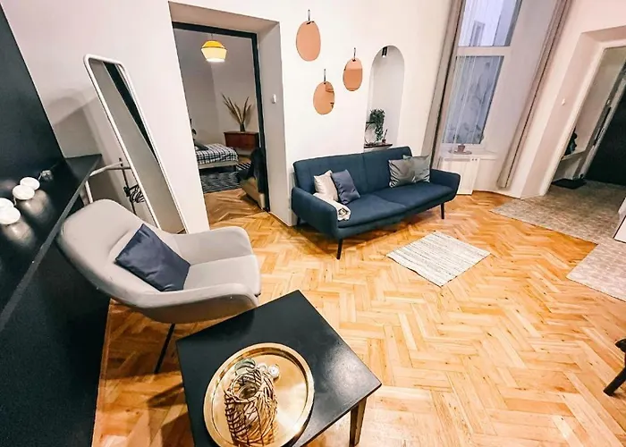 Karmelicka Apartment