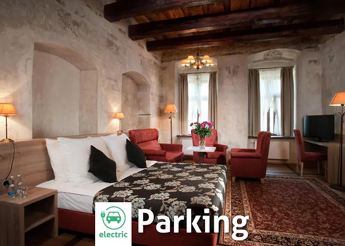 Hotel Santi