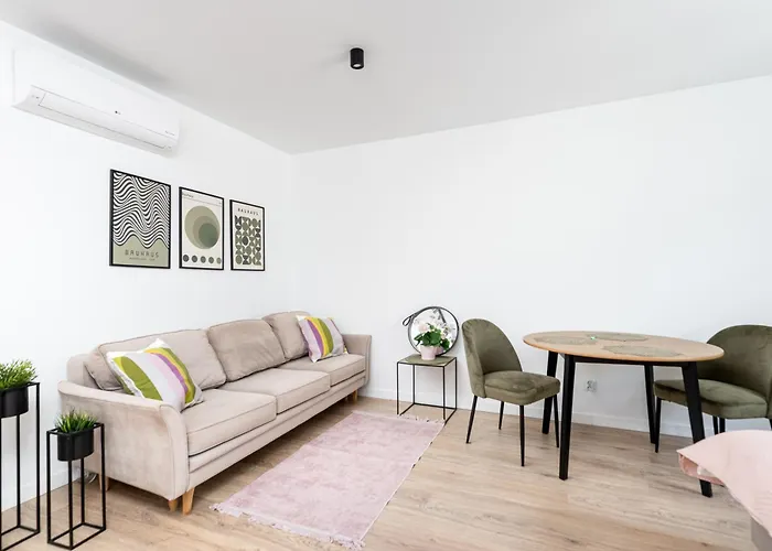 Old Town Comfy Studio