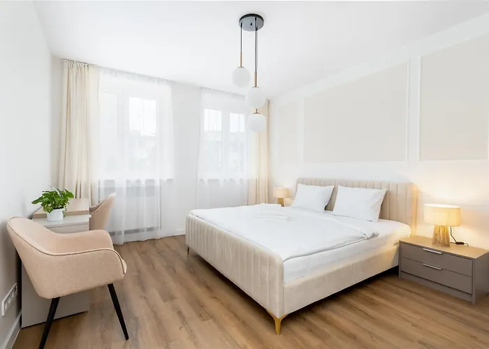 Old Town White Apartment