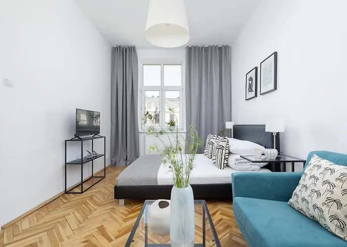 1-Bedroom Apartment - Dluga 65 Street