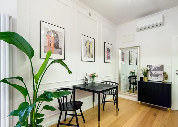 Zjawiskowy Apartament Obok Dworca Glownego Z Netflix I Ac