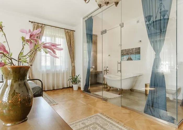 Apartamenty W Dworku Cheval