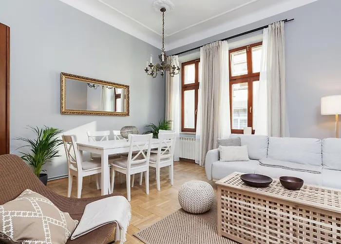 Main Square Apartment - Private Parking - Sw Krzyza 16