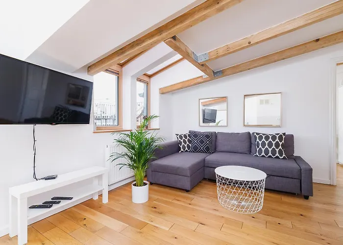 2 Bedroom Apartment With Terrace- Pilsudskiego 11