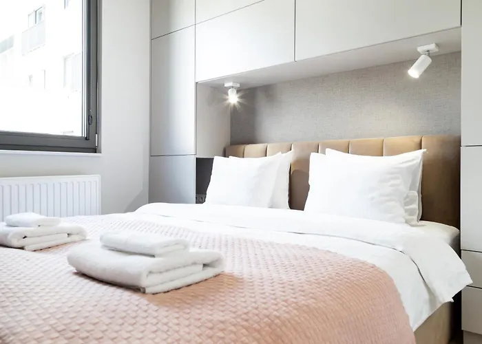 Househost Apt Smolensk 33-308A