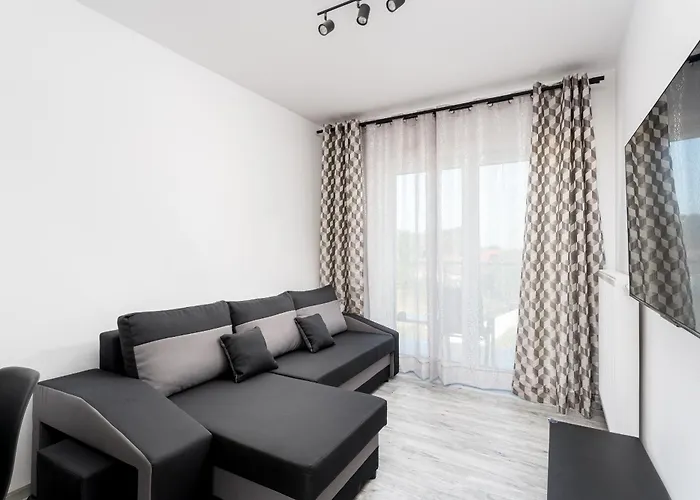 Gusta Cosy Apartment