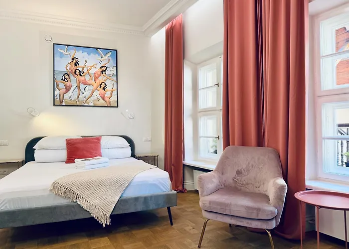 Mint Luxury Apartments At The Main Square