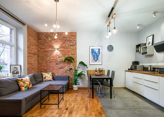 Loft Apartments - Next To The Main Station - Air Conditioning