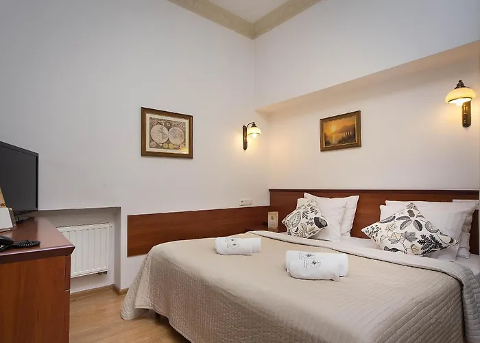 Ventus Rosa Apartments