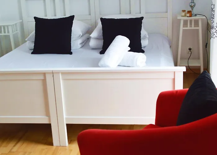 Neapol Parking Gratis Moxy Te&Am Cracow