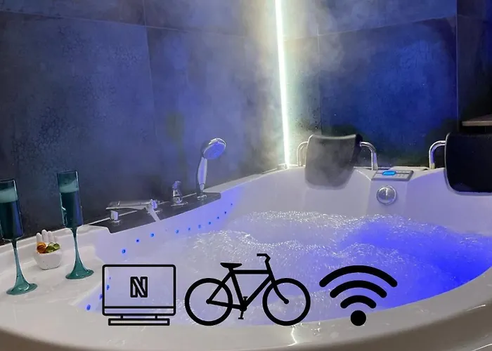 Jacuzzi & Bike Apartment, Krakow