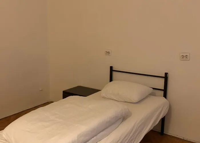 To Be Hostel Krakow