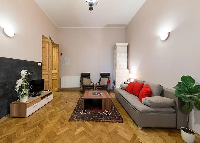 5 Bedroom Family Apartment