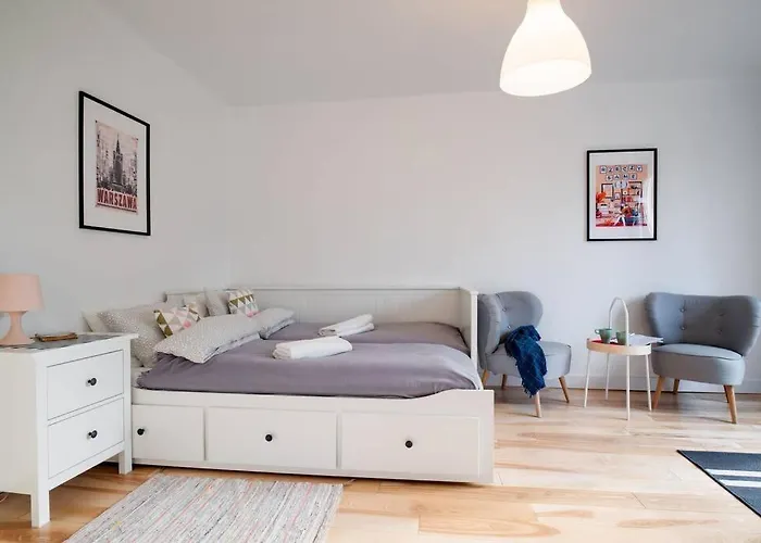 White Beds - Apartment For 6 People In The Center