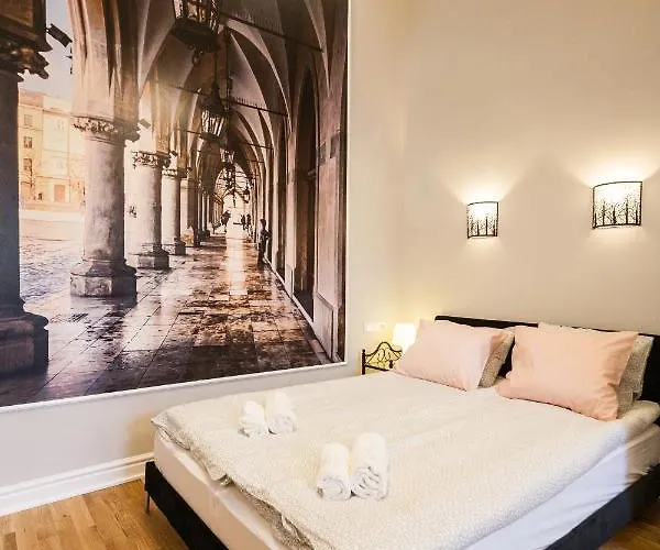 Vintage Podzamcze Apartment