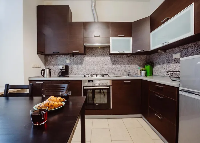 Kings City - Old Town Apartment