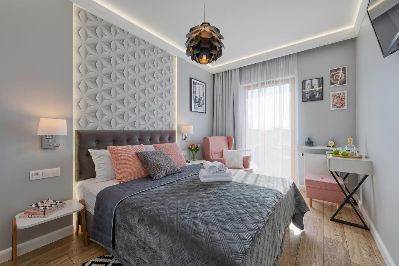Athome * Krakau