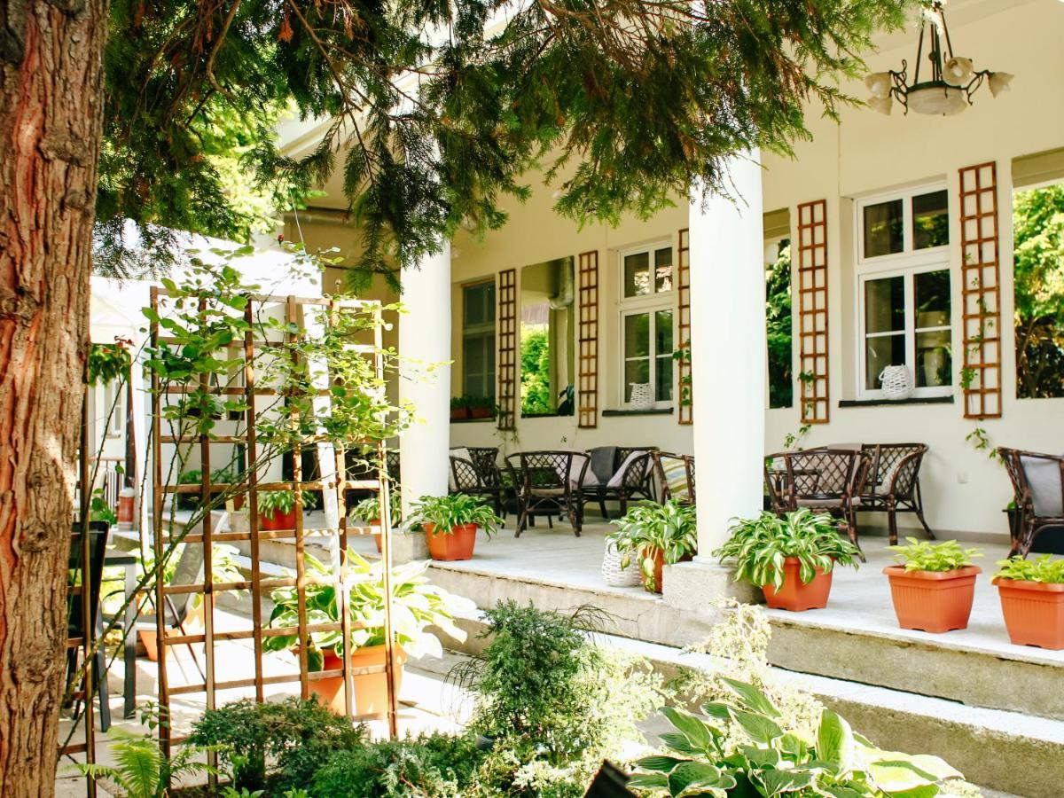 Aparthotel Miodosytnia