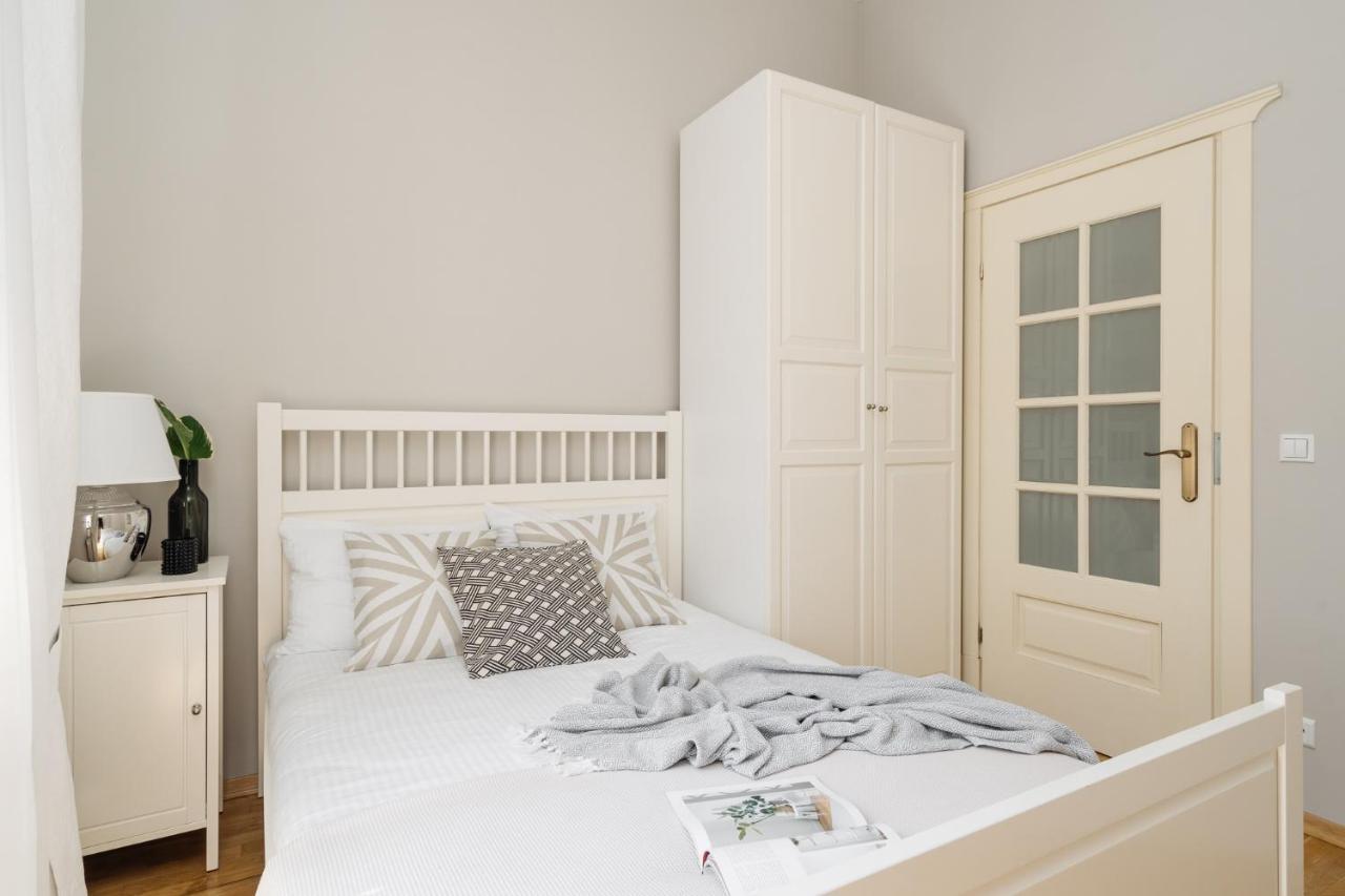 Hamptons By Loft Affair *