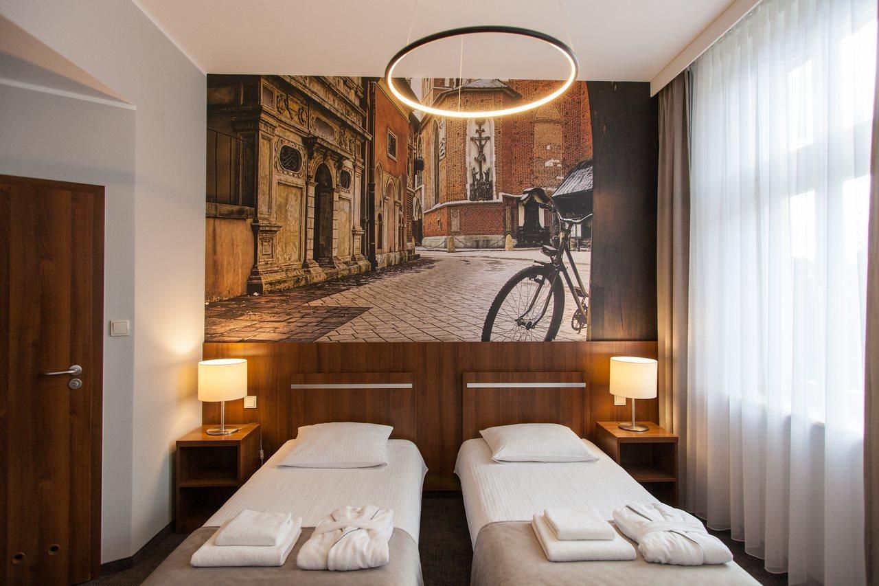 Hotel Downtown 3*