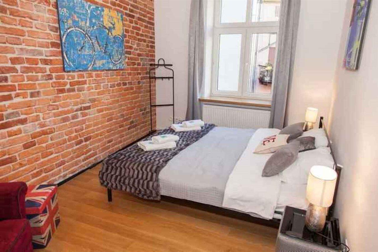 Bc7 Apartment *