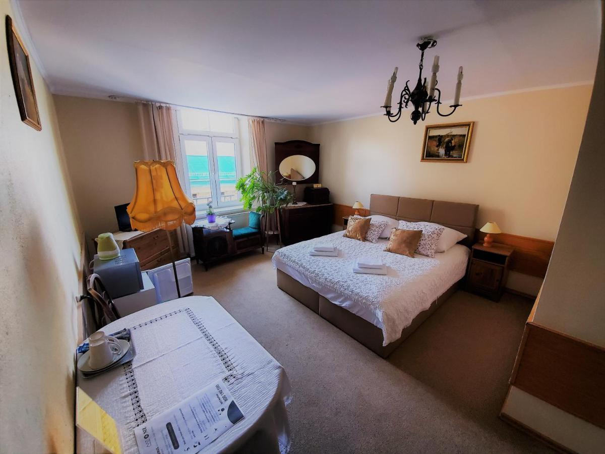 Goscinne Unikat - Self Check In Homestay Krakow