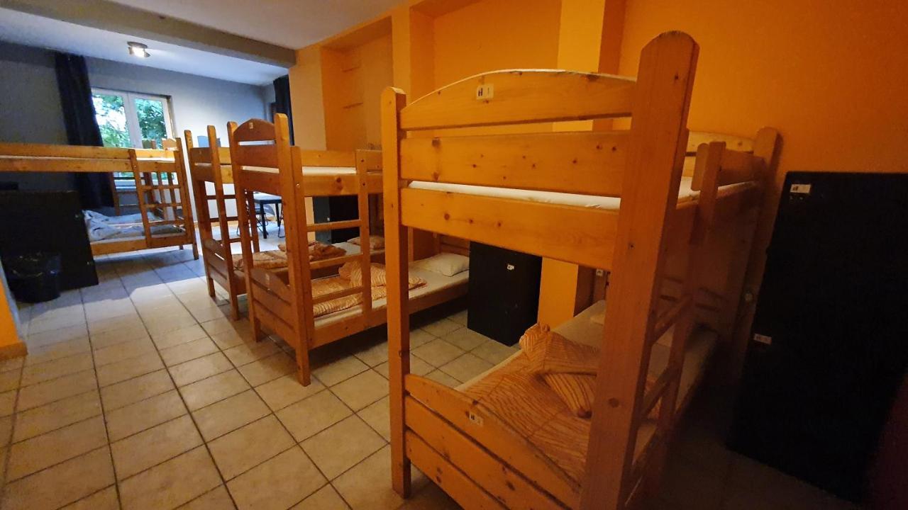 Hostel Momotown