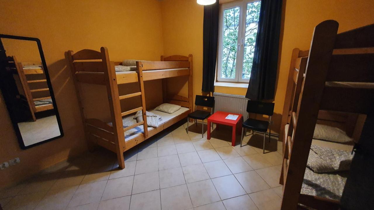 Hostel Momotown Krakow