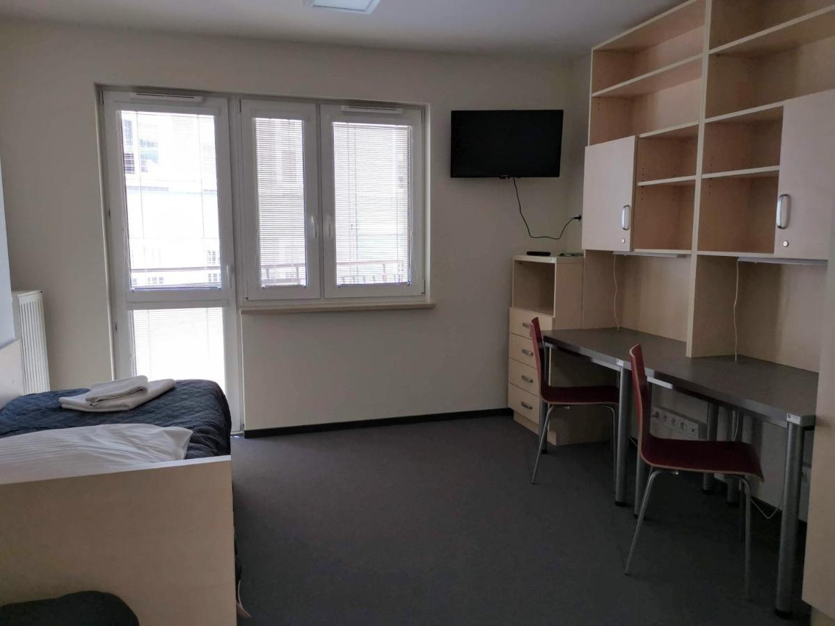 Hostel Dom Studencki Zaulek *