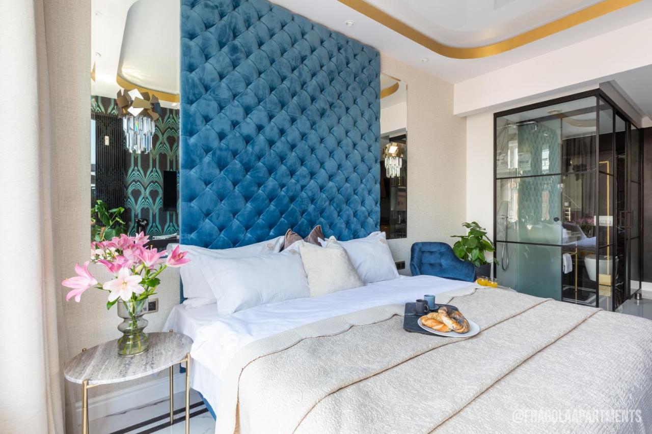 Apartament Feniks Fragola Main Square *