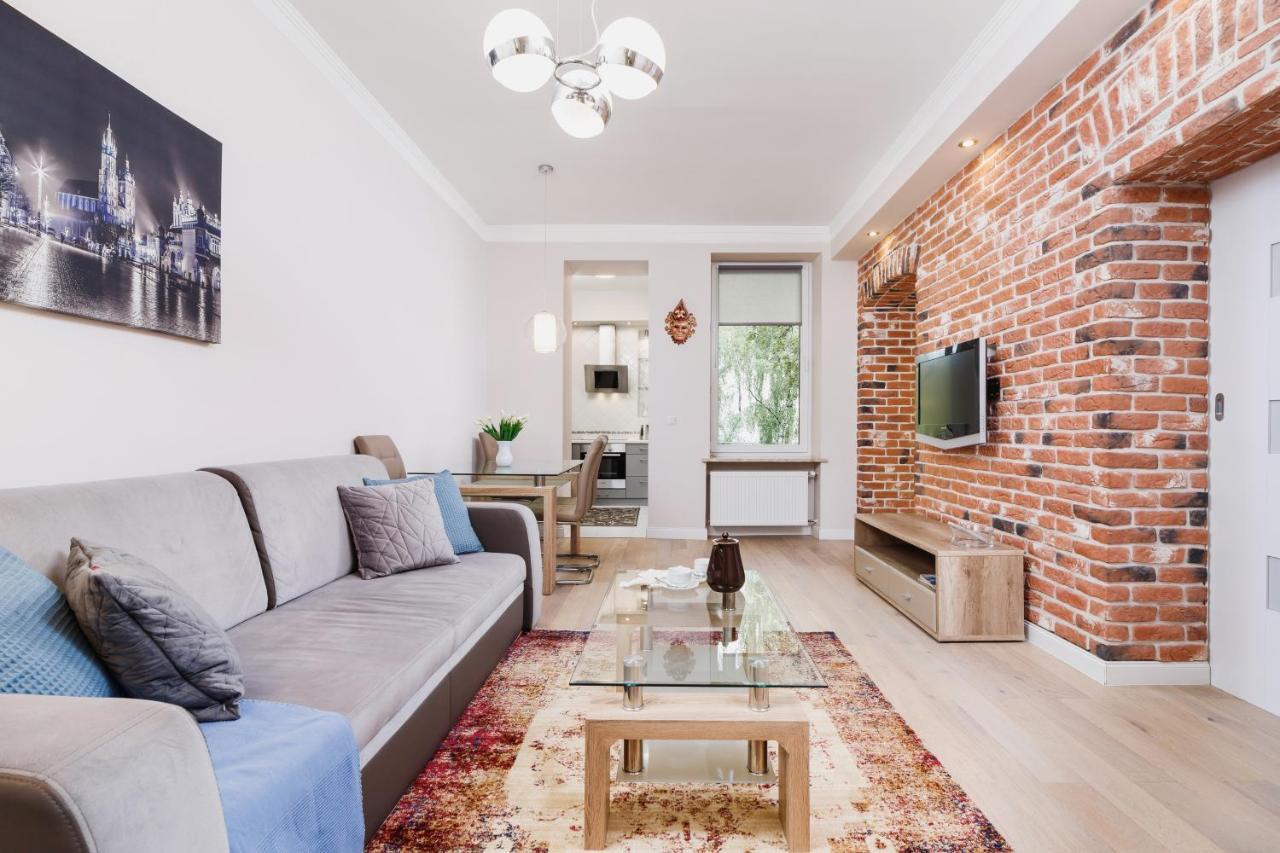 Modern Lubicz By Renters