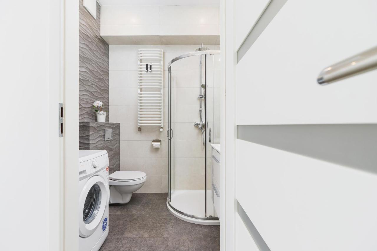 Lubelska By Renters Apartamento Cracóvia