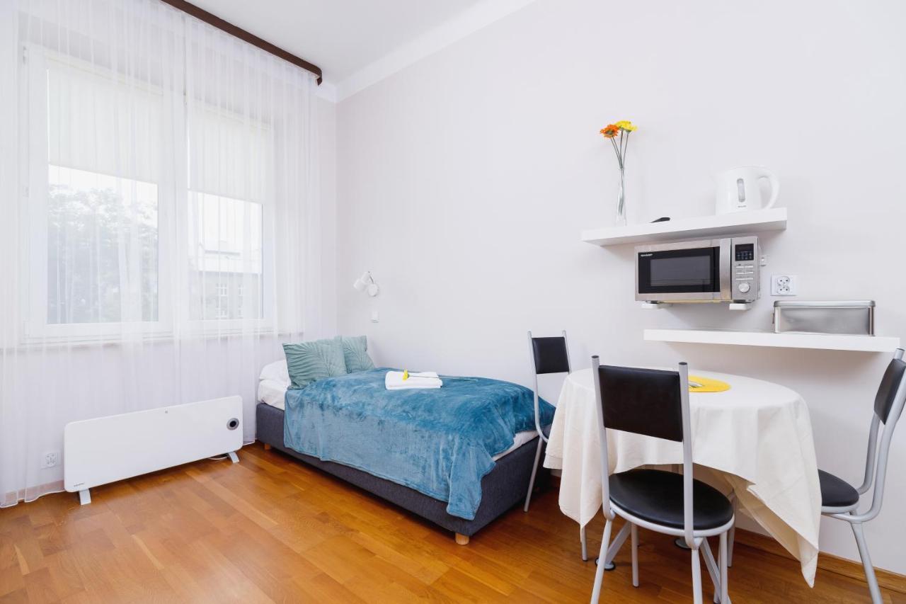 Przytulne Studio Krowoderska By Renters Apartment *