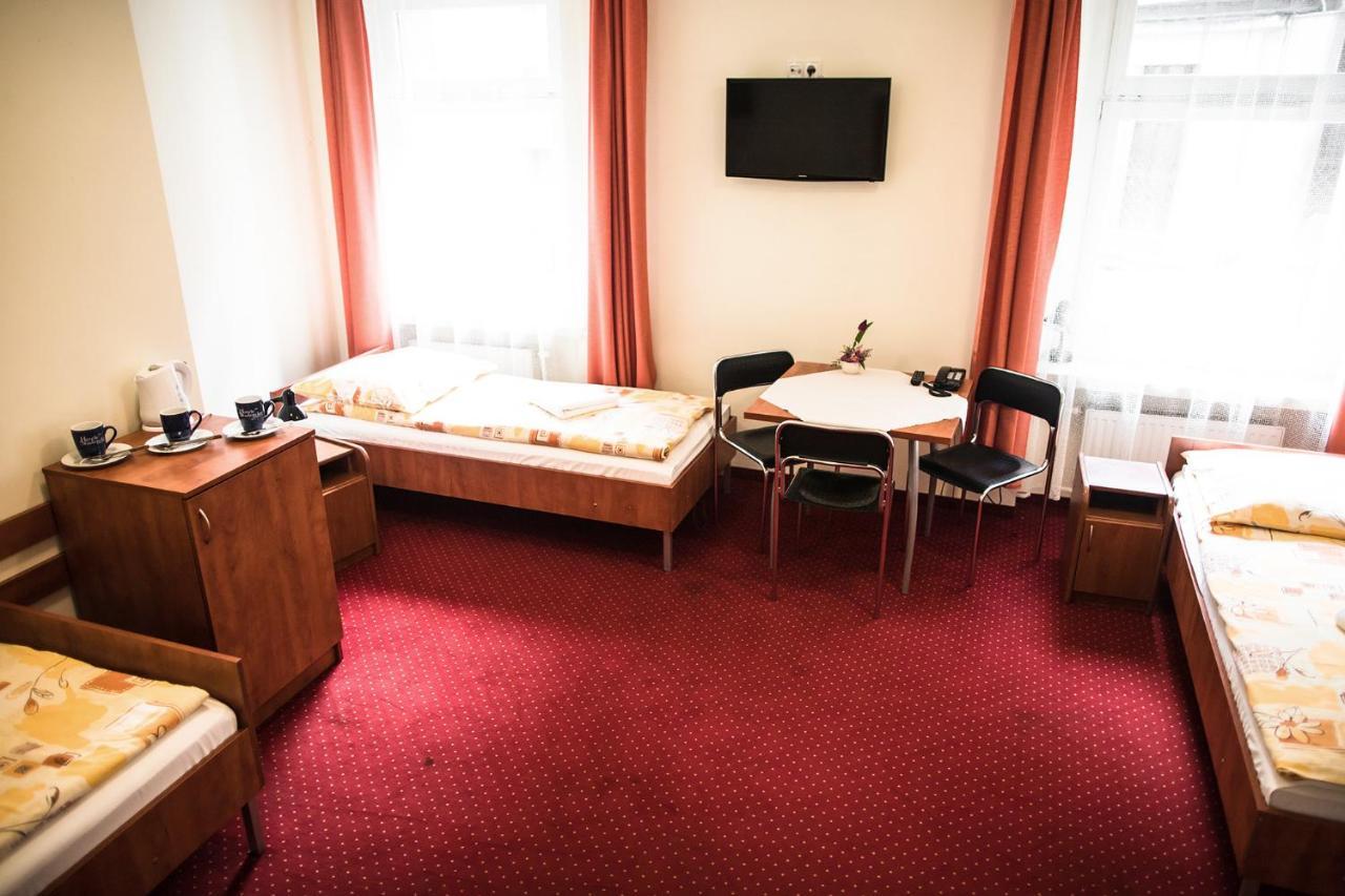 żaczek Studenckie Hotel 2*