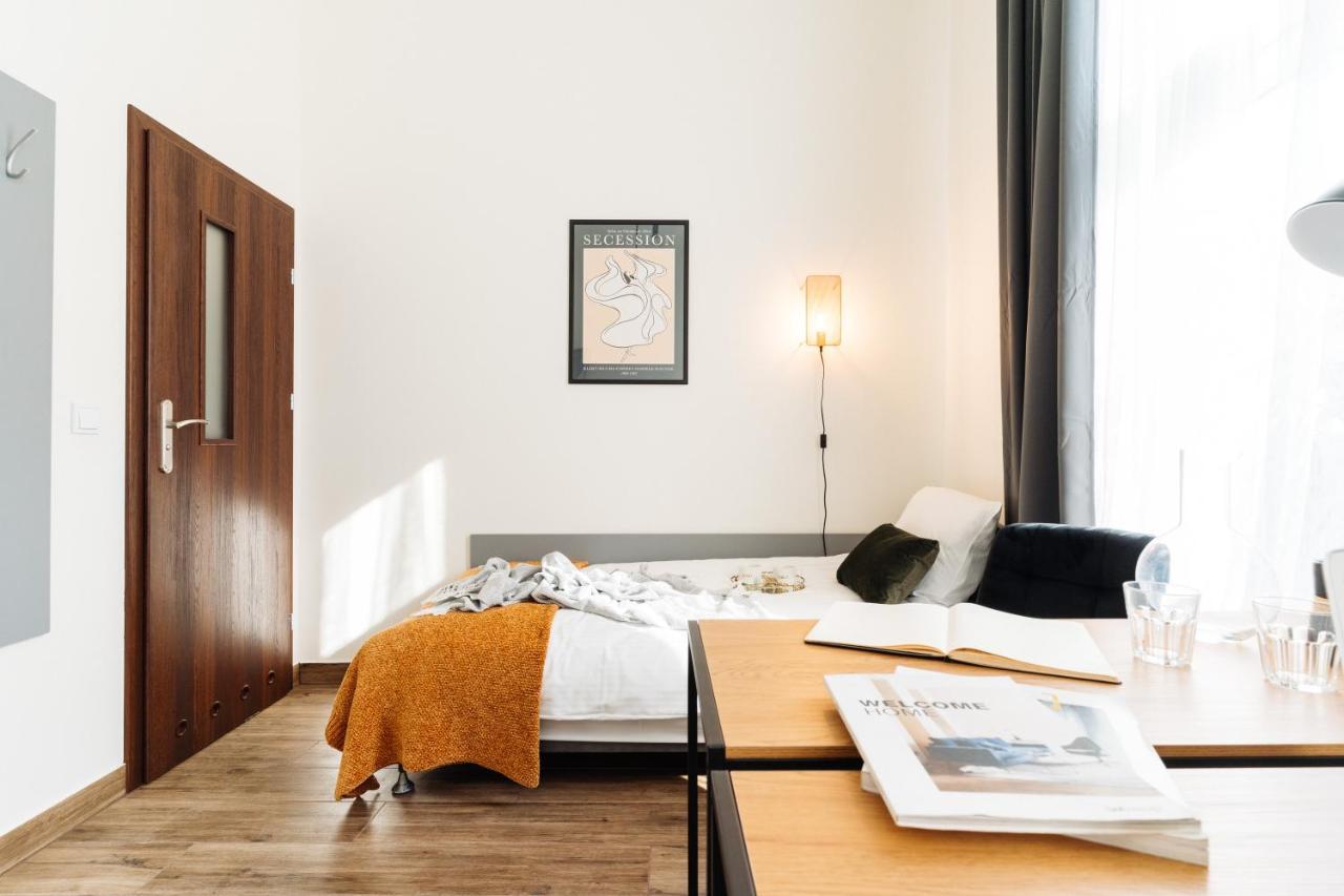 Sapphire By Loft Affair Hostel *