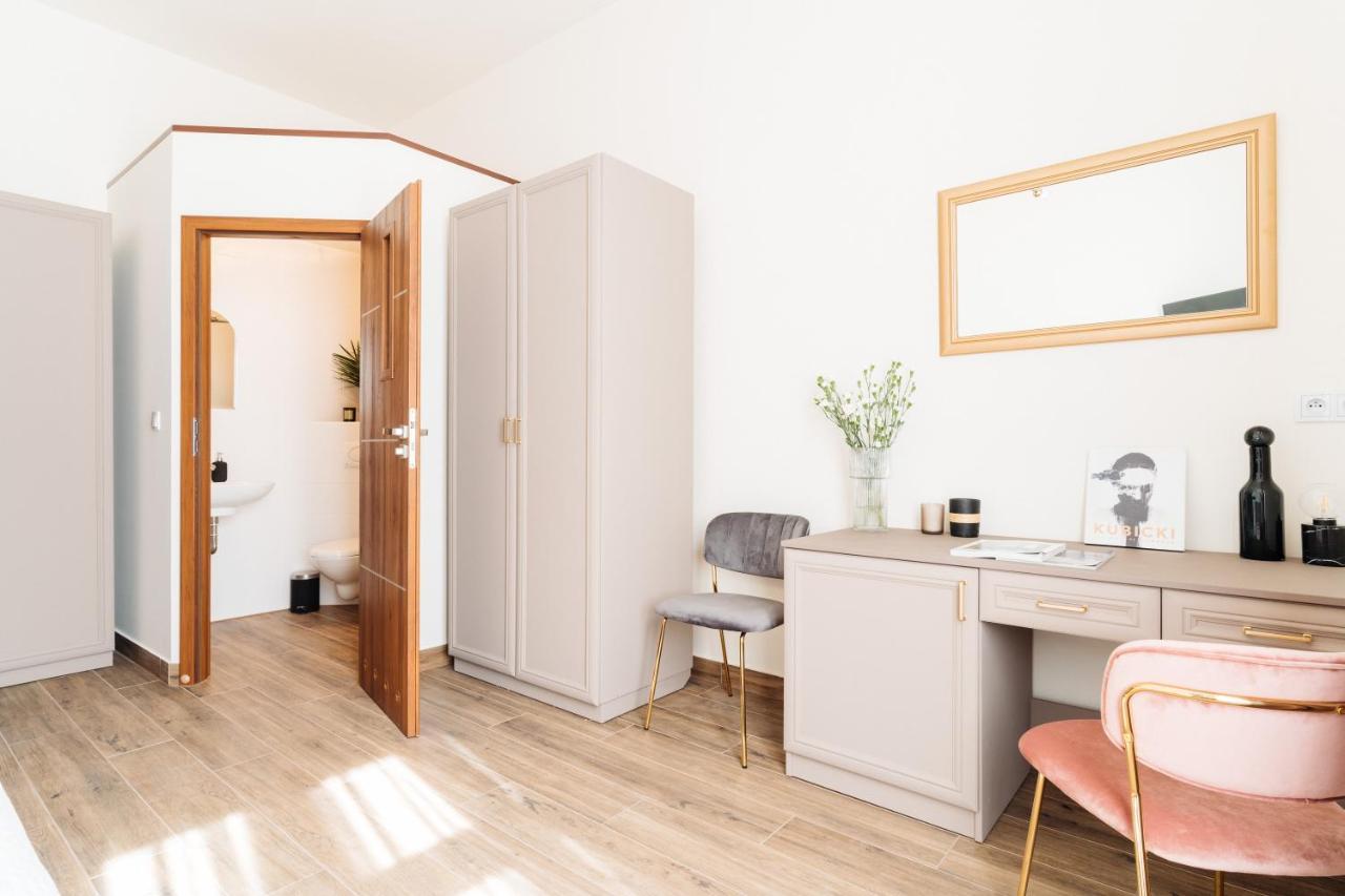 Sapphire By Loft Affair Hostel *