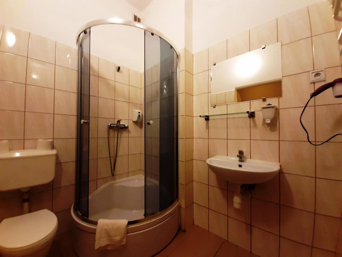 Red Carpet Premium 3* Krakow