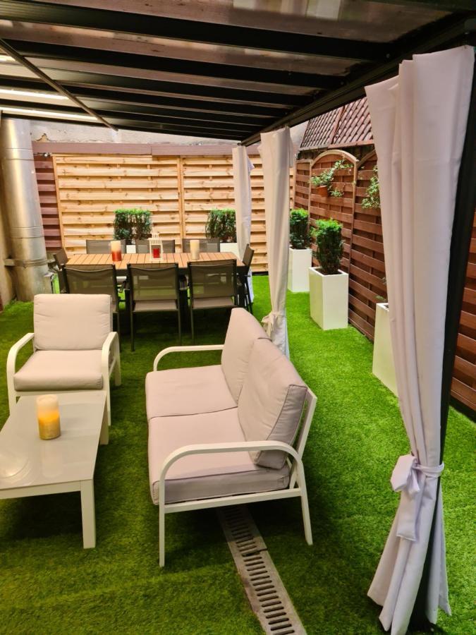 Amber Hostel