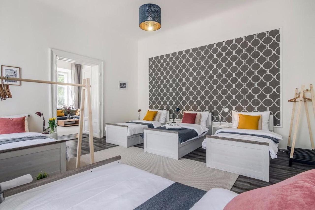 Little Britain Aparthotel Sauna&Daily Spa Hen&Stag Do Krakau