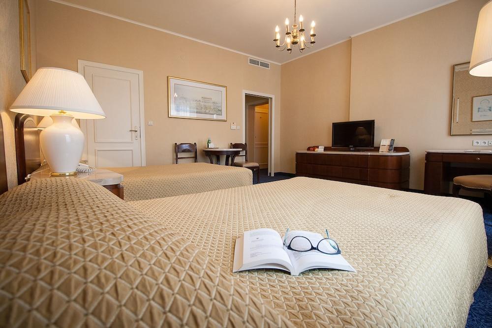 Grand Hotel 5*