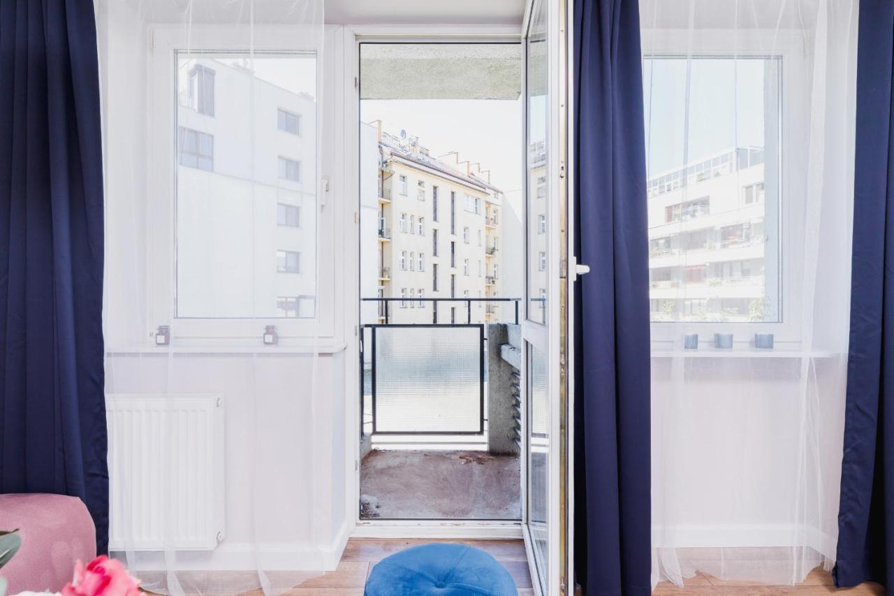 Apartment Przy Bulwarach Wislanych Kosciuszki By Renters Krakow