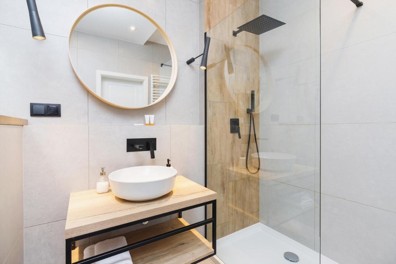 3d Go By Renters Apartment