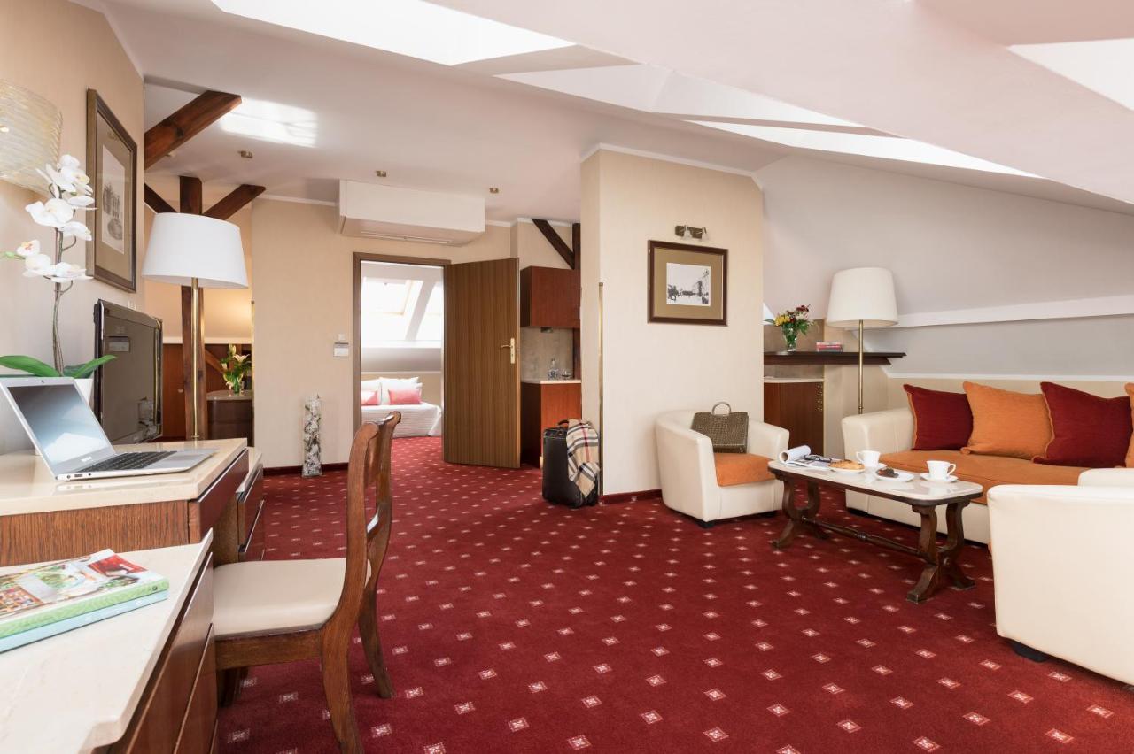 Booking Crown Piast & Spa 5*