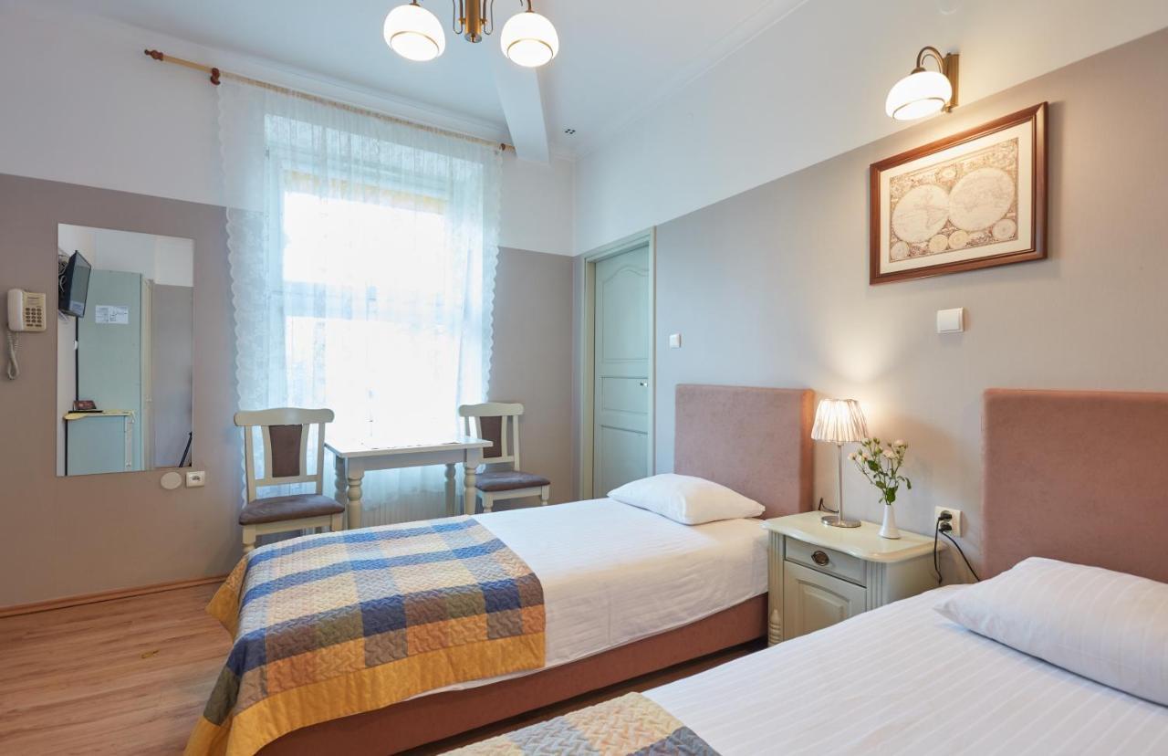 Hotel Batory Annex