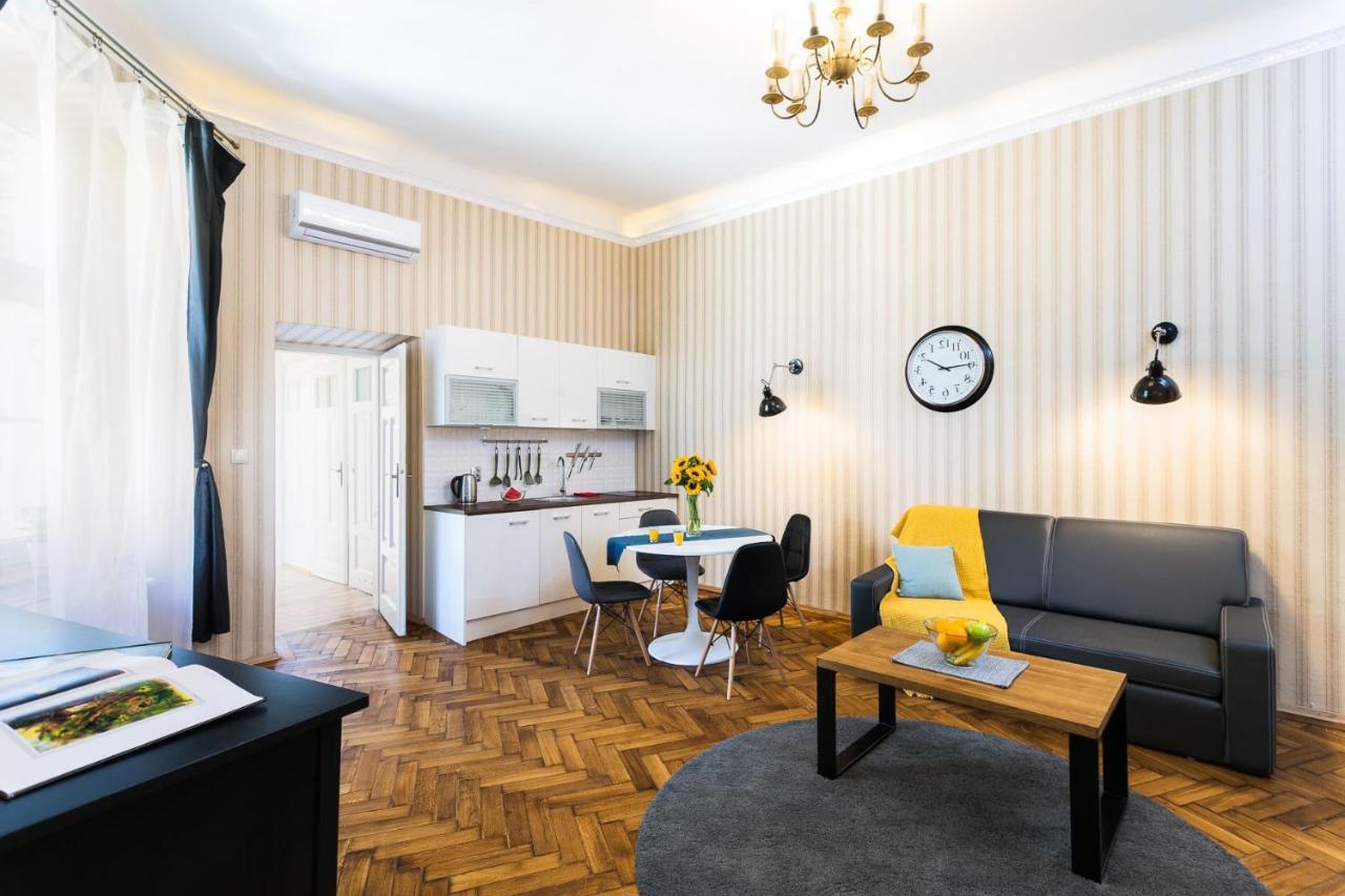 Exclusive Royal Krakow